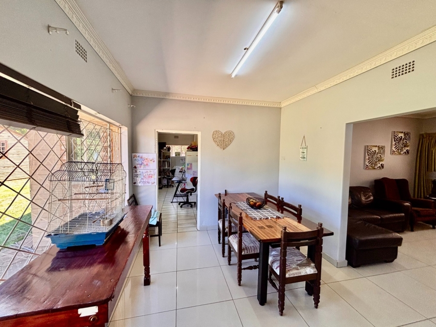 4 Bedroom Property for Sale in Flamwood North West